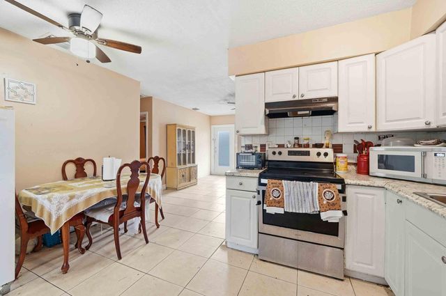 6871 SW 16th Court, North Lauderdale, FL 33068