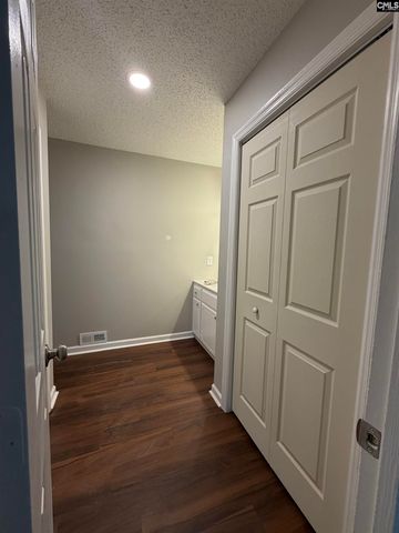 6 Crescent Lane, Columbia, SC 29212