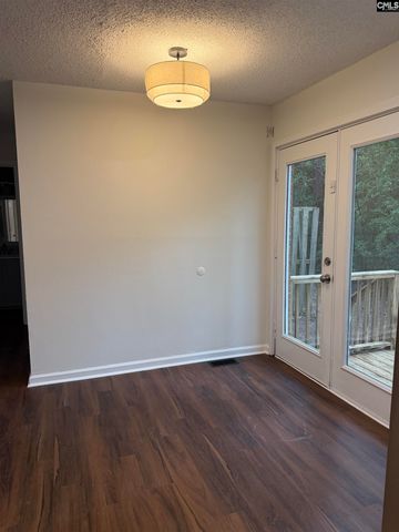 6 Crescent Lane, Columbia, SC 29212