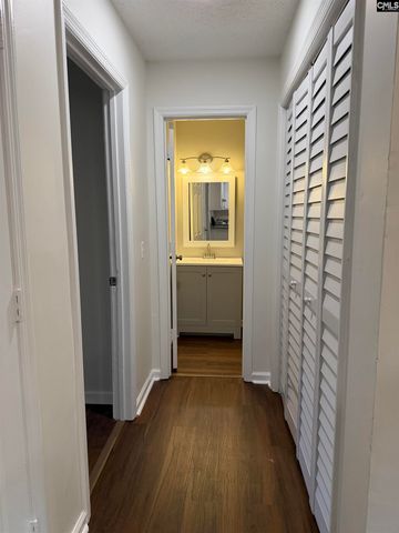 6 Crescent Lane, Columbia, SC 29212