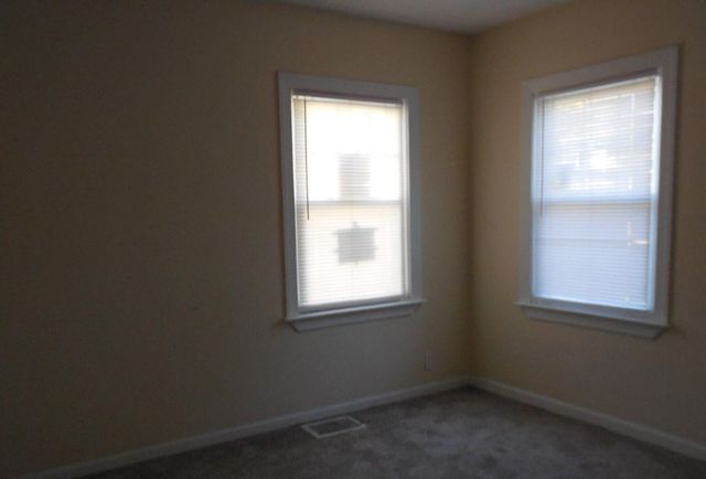 42 Indian Trail, Merrillville, IN 46410