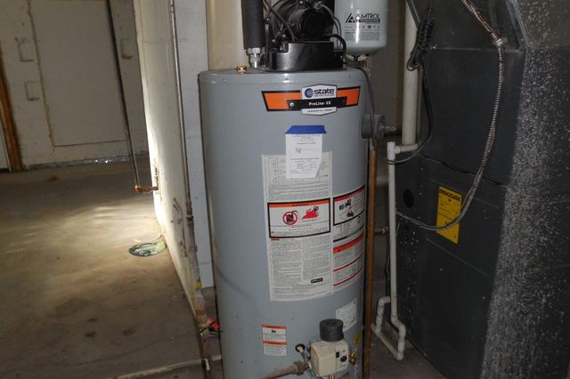 42 Indian Trail, Merrillville, IN 46410