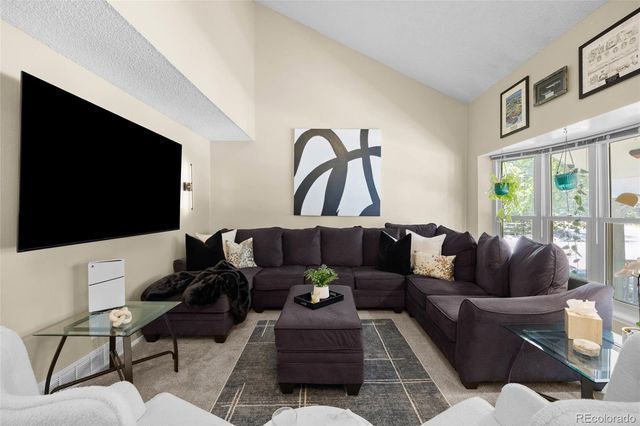 6209 S Lee Street, Littleton, CO 80127