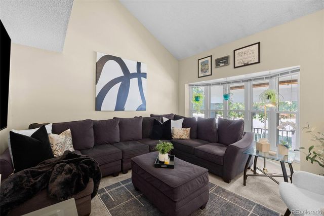 6209 S Lee Street, Littleton, CO 80127