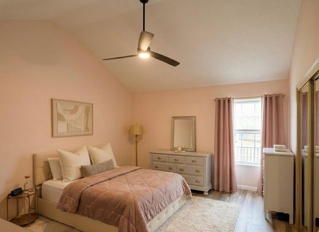 1323 SE Lexington Avenue, Lee's Summit, MO 64081