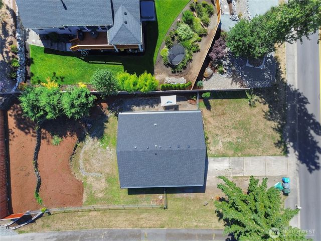 715 Stevens Street, Steilacoom, WA 98388