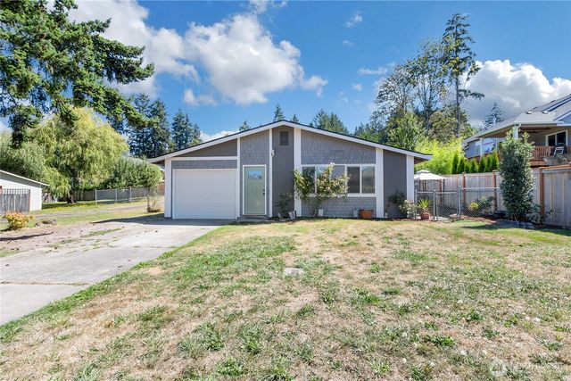 715 Stevens Street, Steilacoom, WA 98388