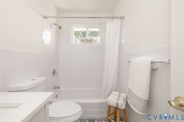 2212 Manlyn Rd, Henrico, VA 23229
