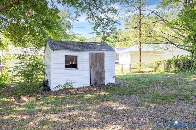 2212 Manlyn Rd, Henrico, VA 23229