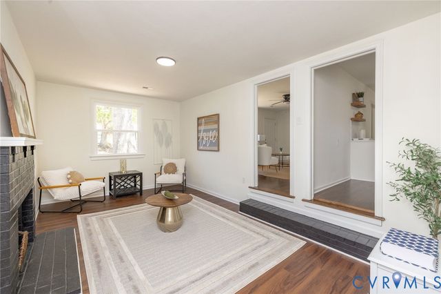 2212 Manlyn Rd, Henrico, VA 23229