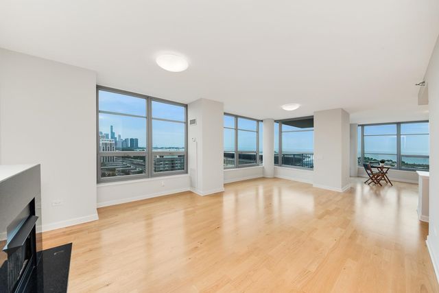 1600 S PRAIRIE Avenue 1902, Chicago, IL 60616