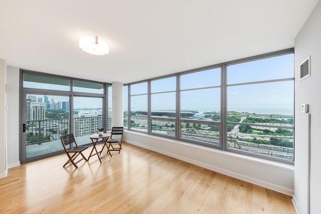 1600 S PRAIRIE Avenue 1902, Chicago, IL 60616