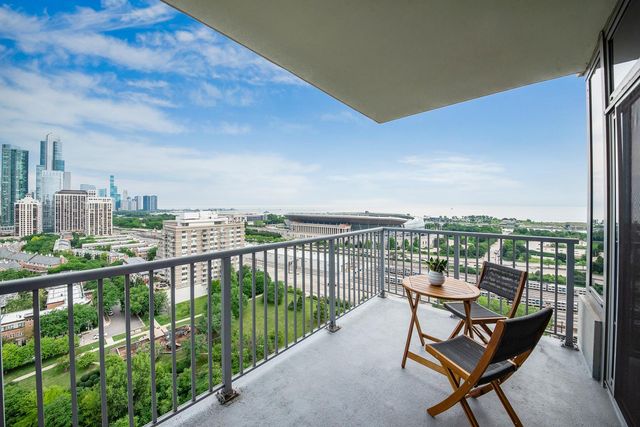 1600 S PRAIRIE Avenue 1902, Chicago, IL 60616