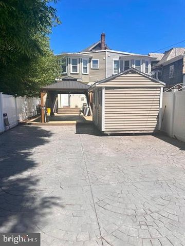 717 HAMILTON AVE, Trenton, NJ 08629