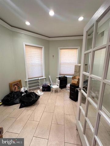 717 HAMILTON AVE, Trenton, NJ 08629
