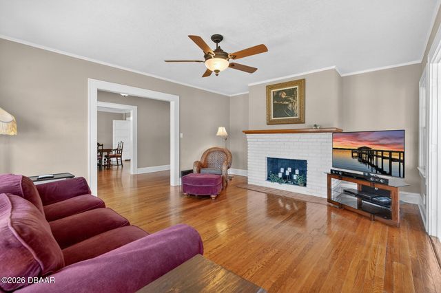 1225 Gamble Place, Daytona Beach, FL 32118