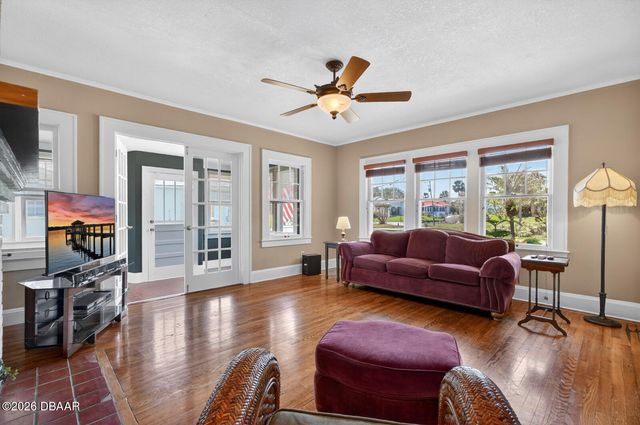 1225 Gamble Place, Daytona Beach, FL 32118