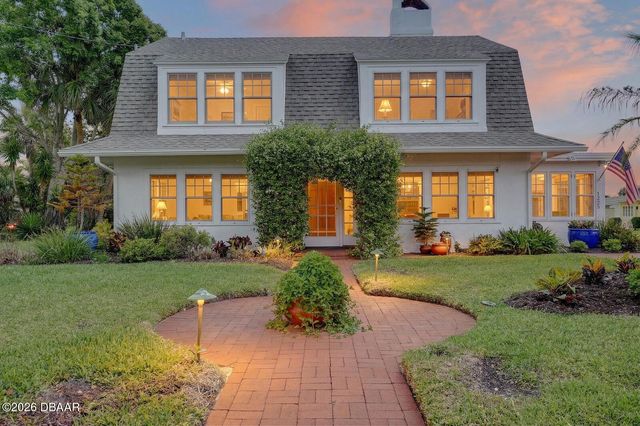 1225 Gamble Place, Daytona Beach, FL 32118