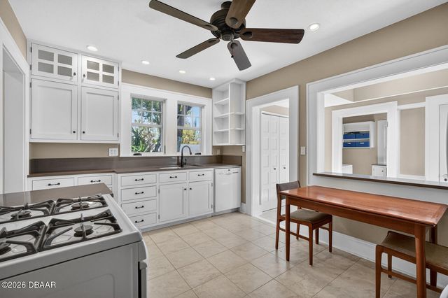 1225 Gamble Place, Daytona Beach, FL 32118