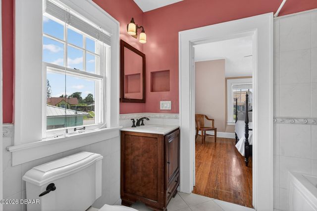 1225 Gamble Place, Daytona Beach, FL 32118