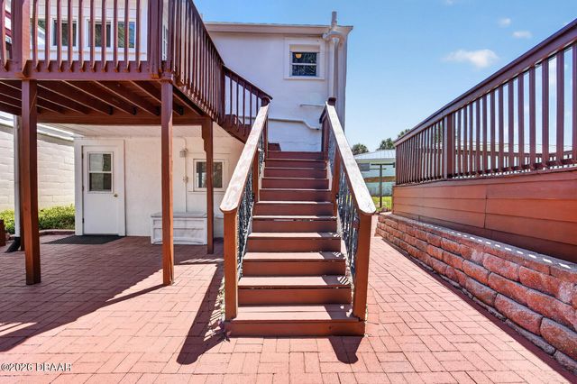 1225 Gamble Place, Daytona Beach, FL 32118