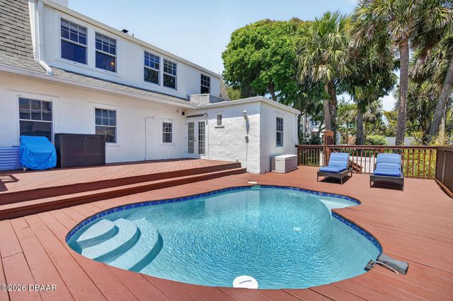 1225 Gamble Place, Daytona Beach, FL 32118