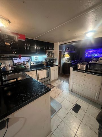4021 LOWELL LANE, Zephyrhills, FL 33541