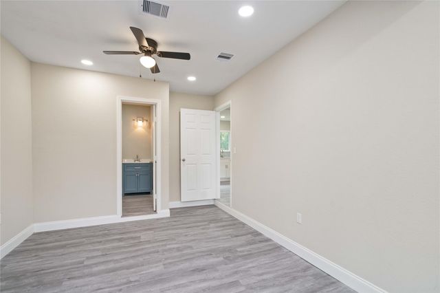 9409 Fairland Drive, Houston, TX 77051