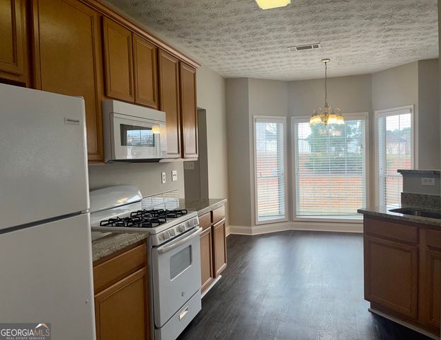 299 Sheffield Chase, Mcdonough, GA 30253