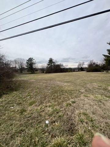 2295 Nashville Hwy, Columbia, TN 38401