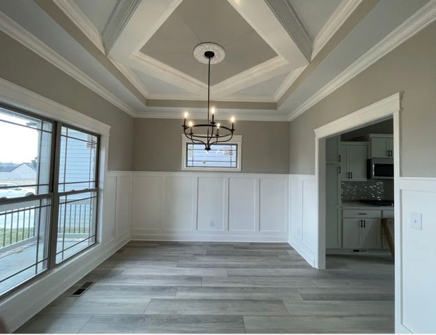 446 Spiderwort Dr, Clarksville, TN 37043