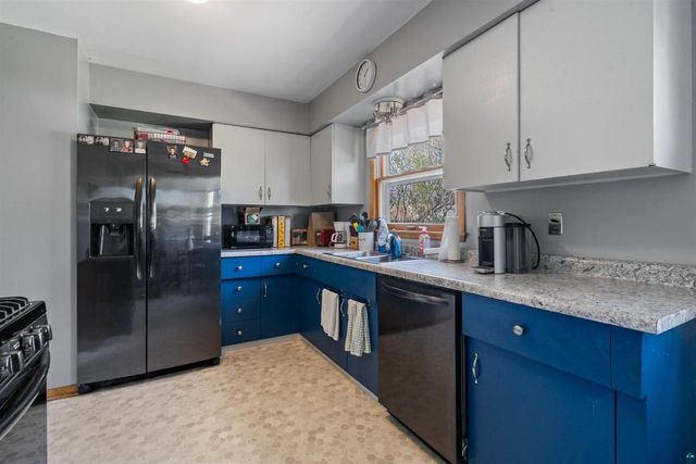 1511 N 56th St, Superior, WI 54880