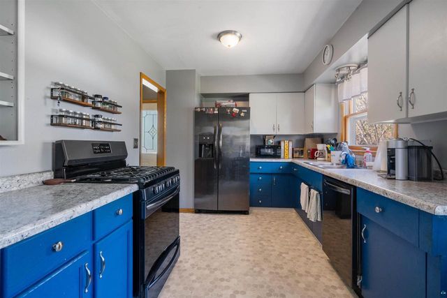 1511 N 56th St, Superior, WI 54880