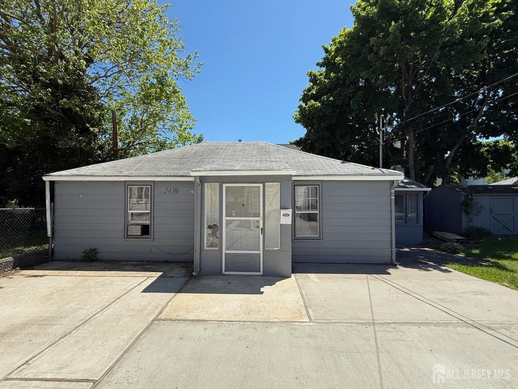 243 Augusta Street, South Amboy, NJ 08879