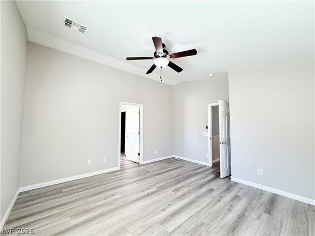 9517 Van Halen Lane, Las Vegas, NV 89148