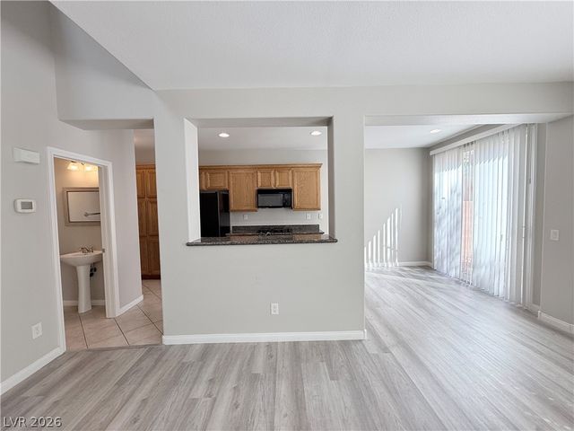 9517 Van Halen Lane, Las Vegas, NV 89148