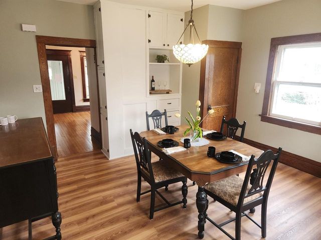 736 E Main Street, Reedsburg, WI 53959