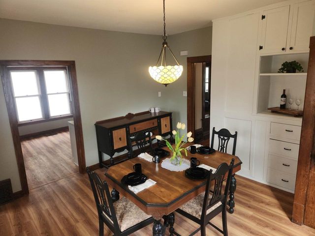 736 E Main Street, Reedsburg, WI 53959