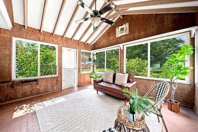 92 Dean Rd, Stoughton, MA 02072