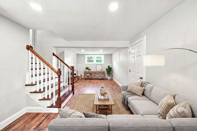 92 Dean Rd, Stoughton, MA 02072