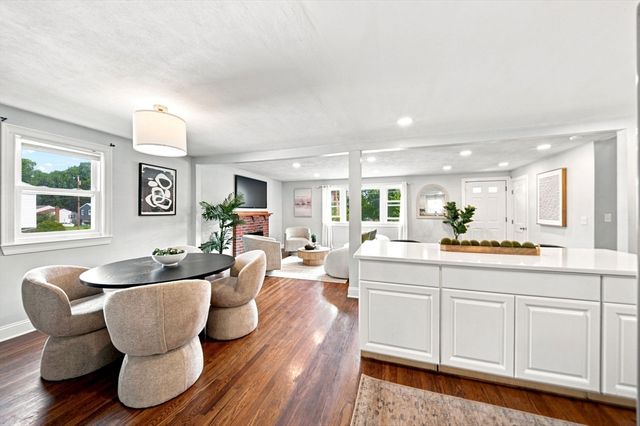 92 Dean Rd, Stoughton, MA 02072