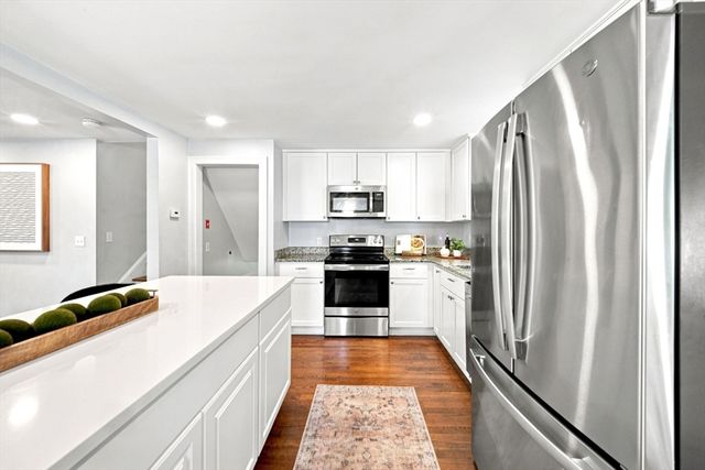 92 Dean Rd, Stoughton, MA 02072