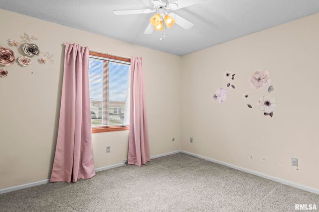 21 RED OAK Lane, Springfield, IL 62712