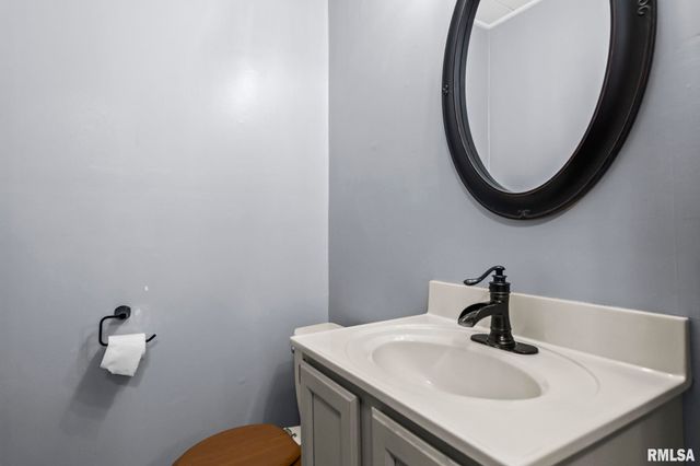 21 RED OAK Lane, Springfield, IL 62712