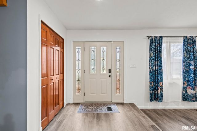 21 RED OAK Lane, Springfield, IL 62712