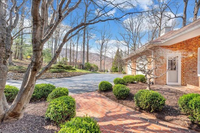 6780 Hidden Woods DR, Roanoke, VA 24018