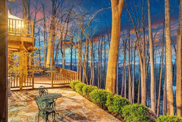 6780 Hidden Woods DR, Roanoke, VA 24018