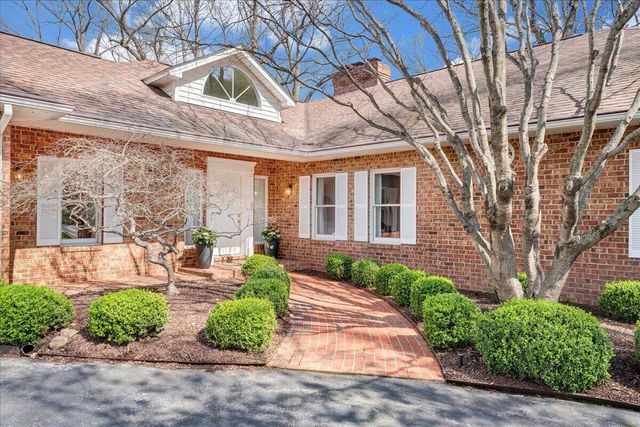 6780 Hidden Woods DR, Roanoke, VA 24018