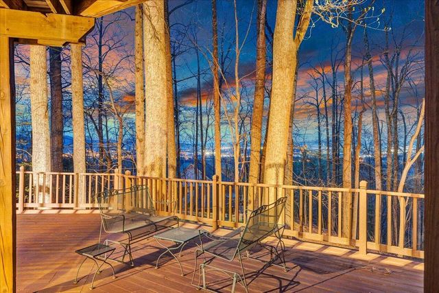 6780 Hidden Woods DR, Roanoke, VA 24018