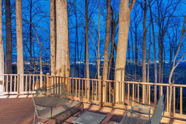 6780 Hidden Woods DR, Roanoke, VA 24018